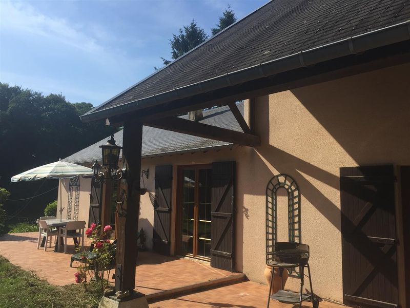 JOLI TRADITIONNEL avec vie de PLAIN-PIED T4 en vente à TURRETOT (76280), proche Le Havre