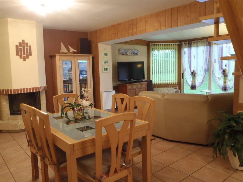 JOLI TRADITIONNEL - GRANDS VOLUMES T4 en vente à OCTEVILLE SUR MER (76930)