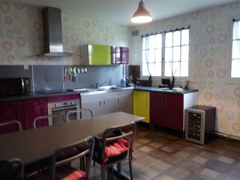 À vendre, BEAU PAVILLON FAMILIAL T9 à NOTRE DAME DE GRAVENCHON (76330)