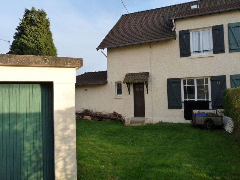 À vendre, BEAU PAVILLON FAMILIAL T9 à NOTRE DAME DE GRAVENCHON (76330)