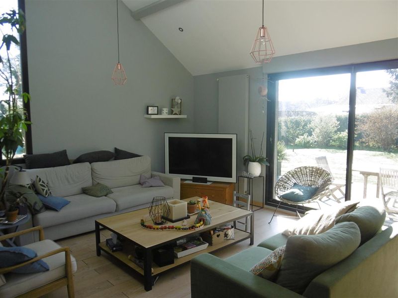 GRAND VOLUME FAMILIAL avec vie de PLAIN-PIED T5 Proche ST ROMAIN DE COLBOSC (76430)