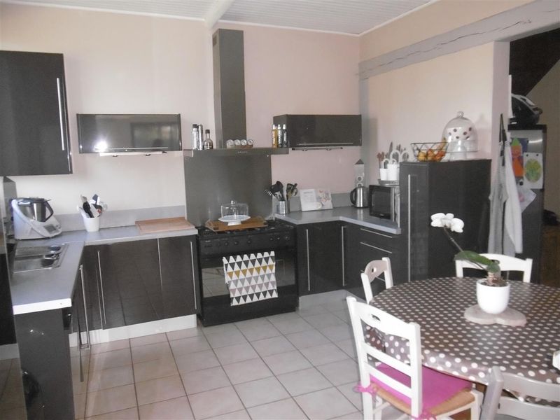 GRAND VOLUME FAMILIAL avec vie de PLAIN-PIED T5 Proche ST ROMAIN DE COLBOSC (76430)