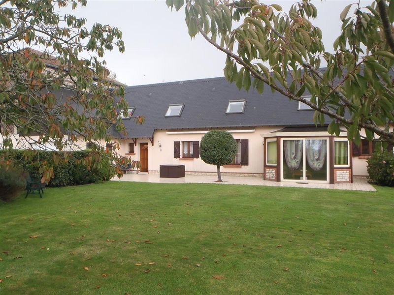 JOLI TRADITIONNEL - GRANDS VOLUMES T4 en vente à OCTEVILLE SUR MER (76930)