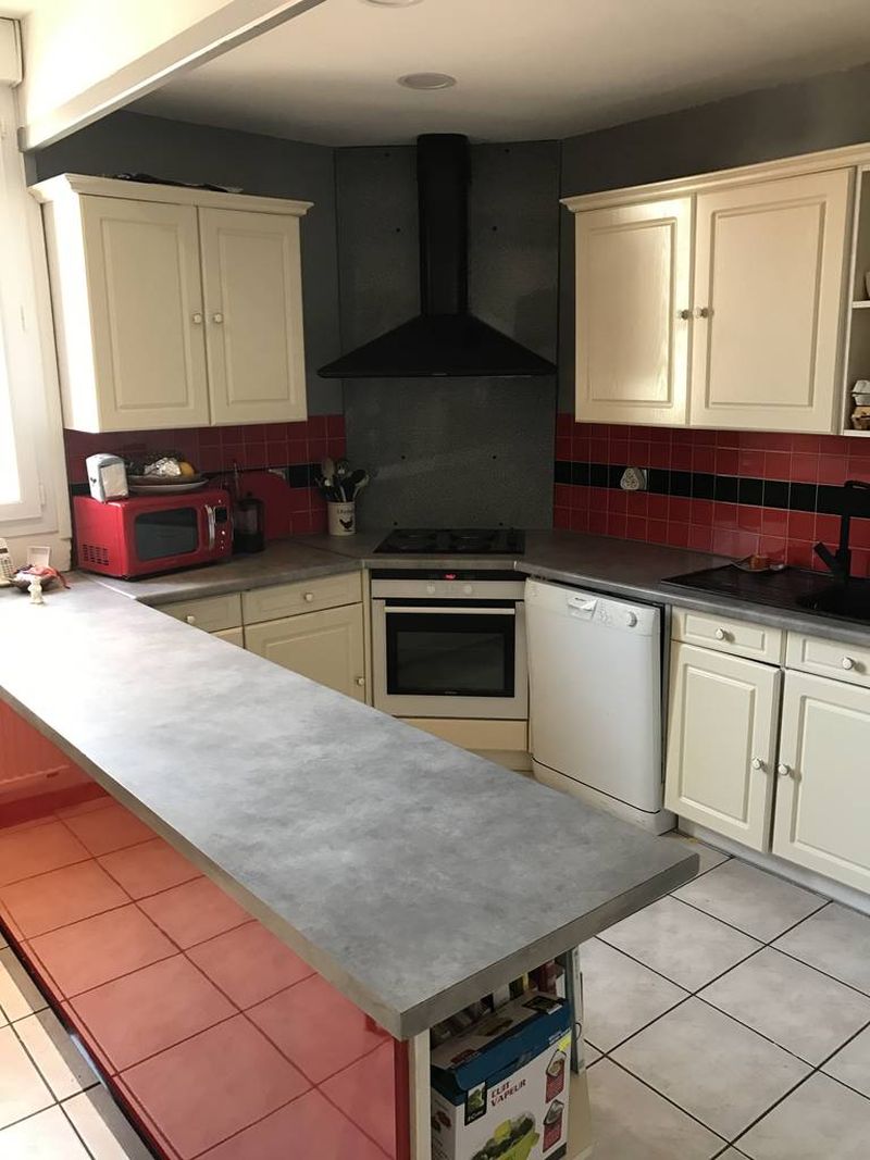 À vendre, BELLE SANVICAISE sur COUR en BON ÉTAT  T5 au HAVRE (76620) - SANVIC ÉGLISE