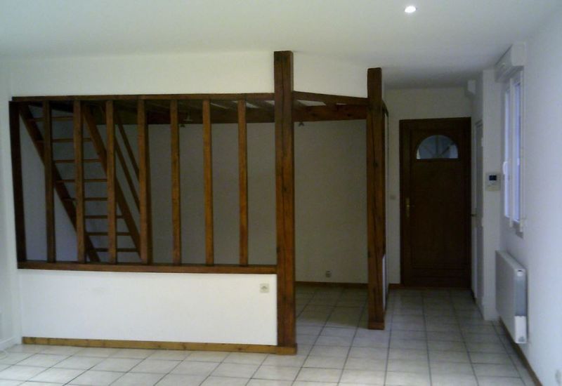 À vendre, BELLE SANVICAISE sur COUR en BON ÉTAT  T5 au HAVRE (76620) - SANVIC ÉGLISE