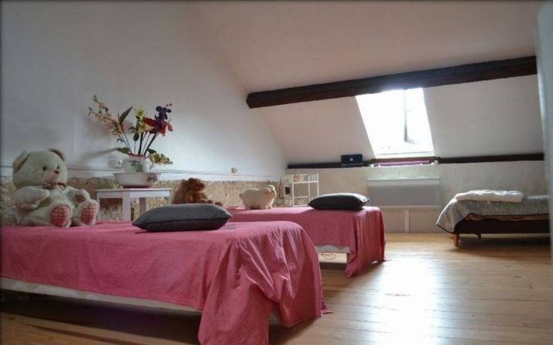 JOLIE MAISON DE CARACTÈRE T4 + STUDIO INDÉPENDANT en vente à YPORT 76110
