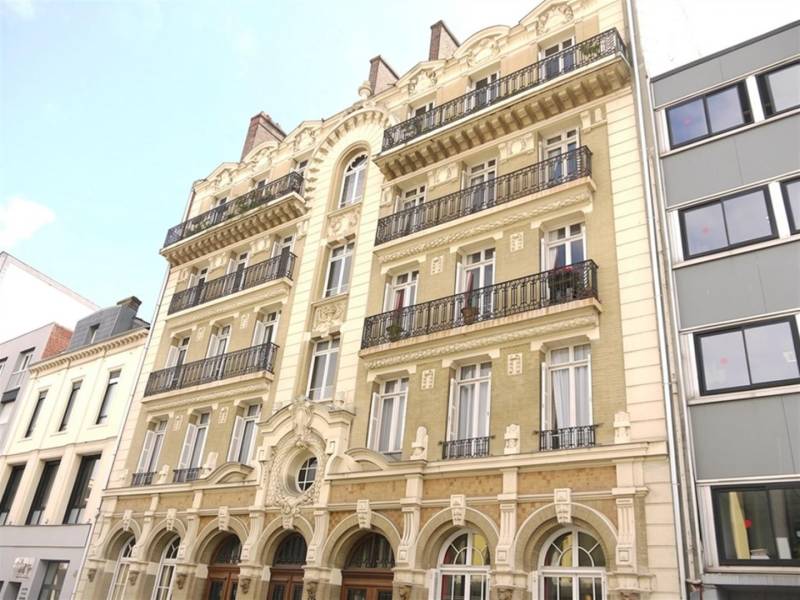 Appartement type HAUSSMANNIEN beau VOLUME 160m² idéalement située en plein CENTRE-VILLE du HAVRE (76600)