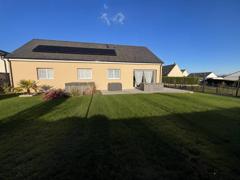 Maison RÉCENTE 2020 de PLAIN-PIED total située AU CALME dans un quartier pavillonnaire de TURRETOT (76280)