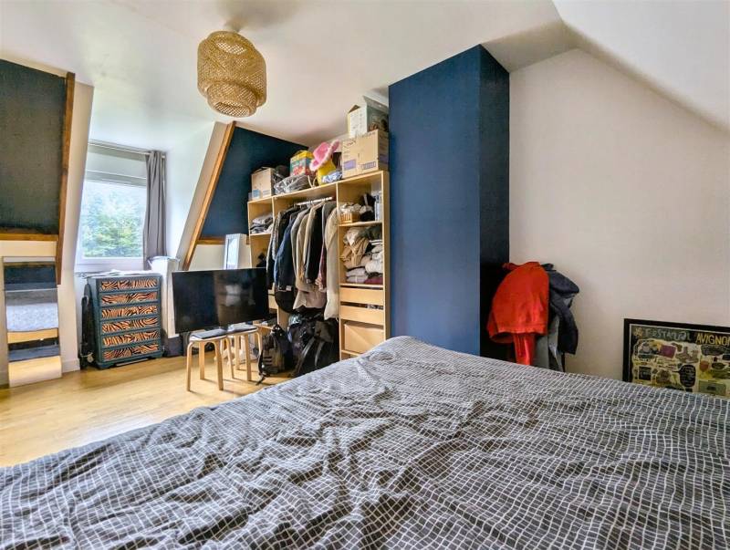 VENDU ! En EXCLUSIVITÉ, Maison NON-MITOYENNE en BON ÉTAT très bien située à MANÉGLISE (76133)