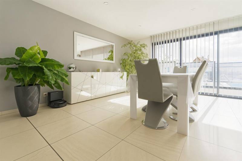 En EXCLUSIVITÉ, Belle Maison RÉCENTE 2019 Volume 150m² avec PISCINE idéalement située dans le CENTRE de SAINT-ROMAIN DE COLBOSC (76430)