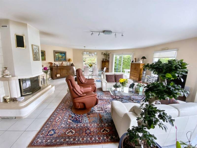 VENDU ! En EXCLUSIVITÉ, RARE à la vente ! BELLE Maison volume 150m² de PLAIN-PIED TOTAL très bien située en plein CENTRE d'OCTEVILLE SUR MER (76930)