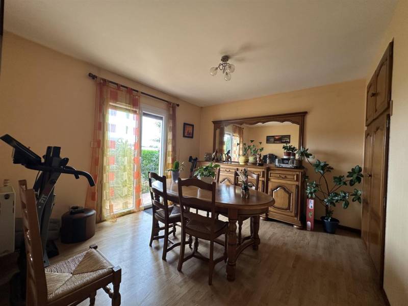 Pavillon offrant vie de PLAIN-PIED en BON ÉTAT dans secteur recherché à HARFLEUR (76700)