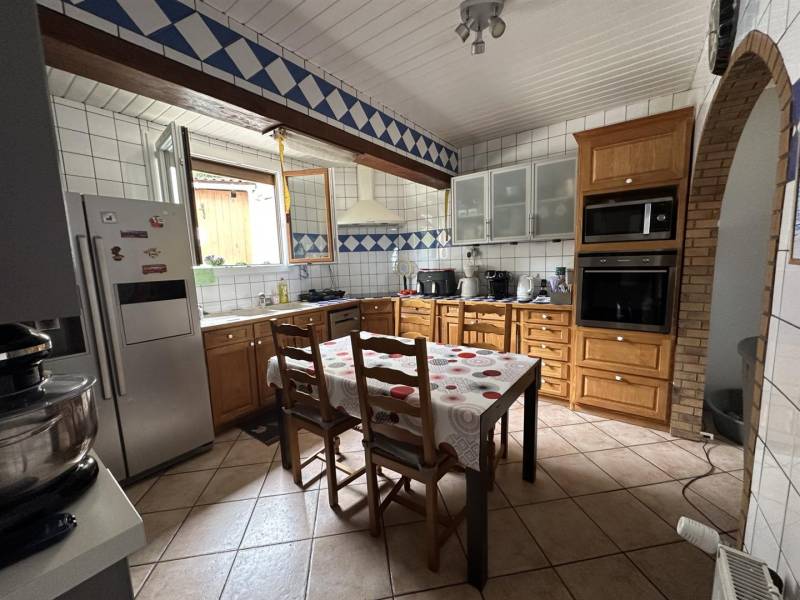 Pavillon offrant vie de PLAIN-PIED en BON ÉTAT dans secteur recherché à HARFLEUR (76700)