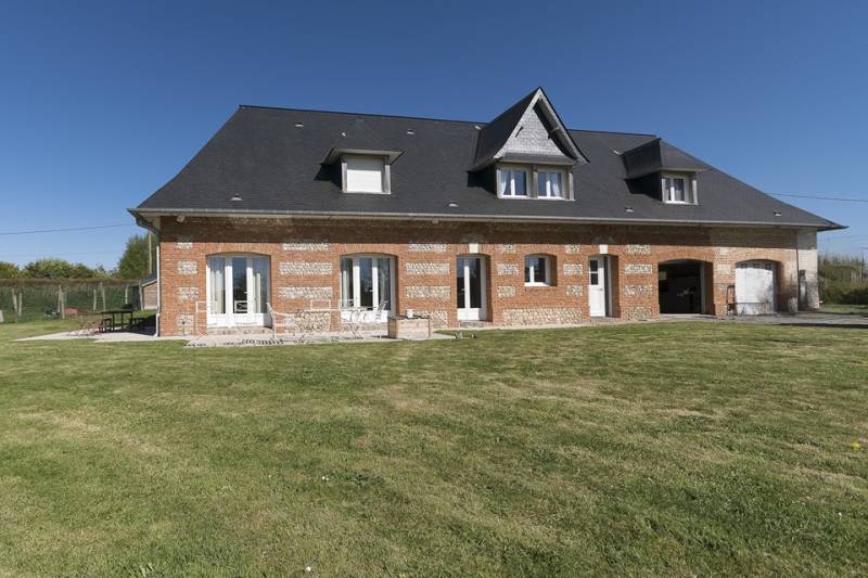 En EXCLUSIVITÉ, Bien de CARACTÈRE entièrement RÉNOVÉE située à SAINT-ROMAIN DE COLBOSC (76430)