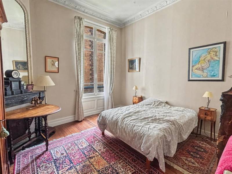 Appartement type HAUSSMANNIEN beau VOLUME 160m² idéalement située en plein CENTRE-VILLE du HAVRE (76600)