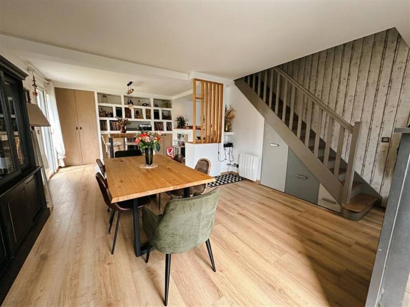 En EXCLUSIVITÉ, Maison NON-MITOYENNE en TRÈS BON ÉTAT bien située à GAINNEVILLE (76700)